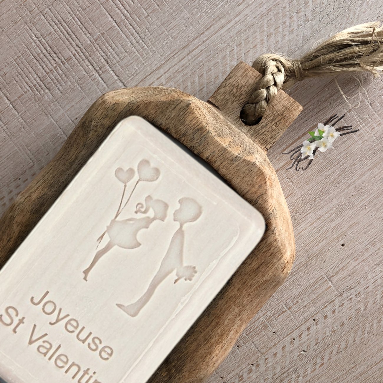 Occasion Soap - Saint Valentine Amoureux (Oriental Vanilla) 125g - FouFour - Savon de Marseille - Bar Soap - Eco Natural Products