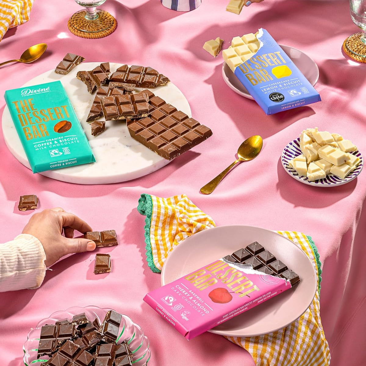 Tiramisu Coffee and Biscuit Milk Chocolate Bar 180g