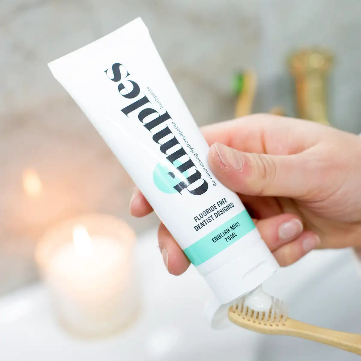 Dimples Fluoride Free Mint Toothpaste 75ml lifestyle image