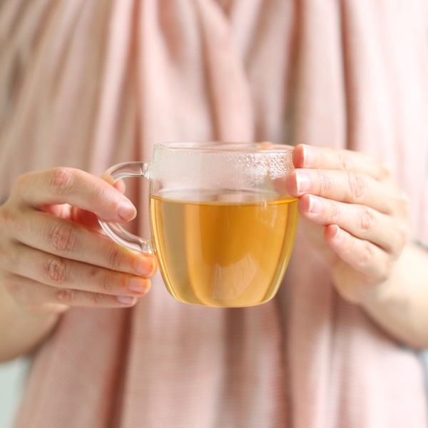 Dragonfly Jasmine Dragon Pearls – lifestyle