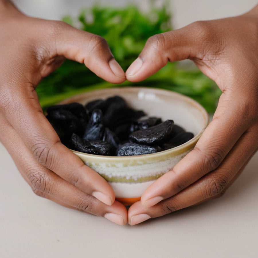 The Original Black Garlic Black Garlic 1 Bulb 1 Box lifestyle image 2