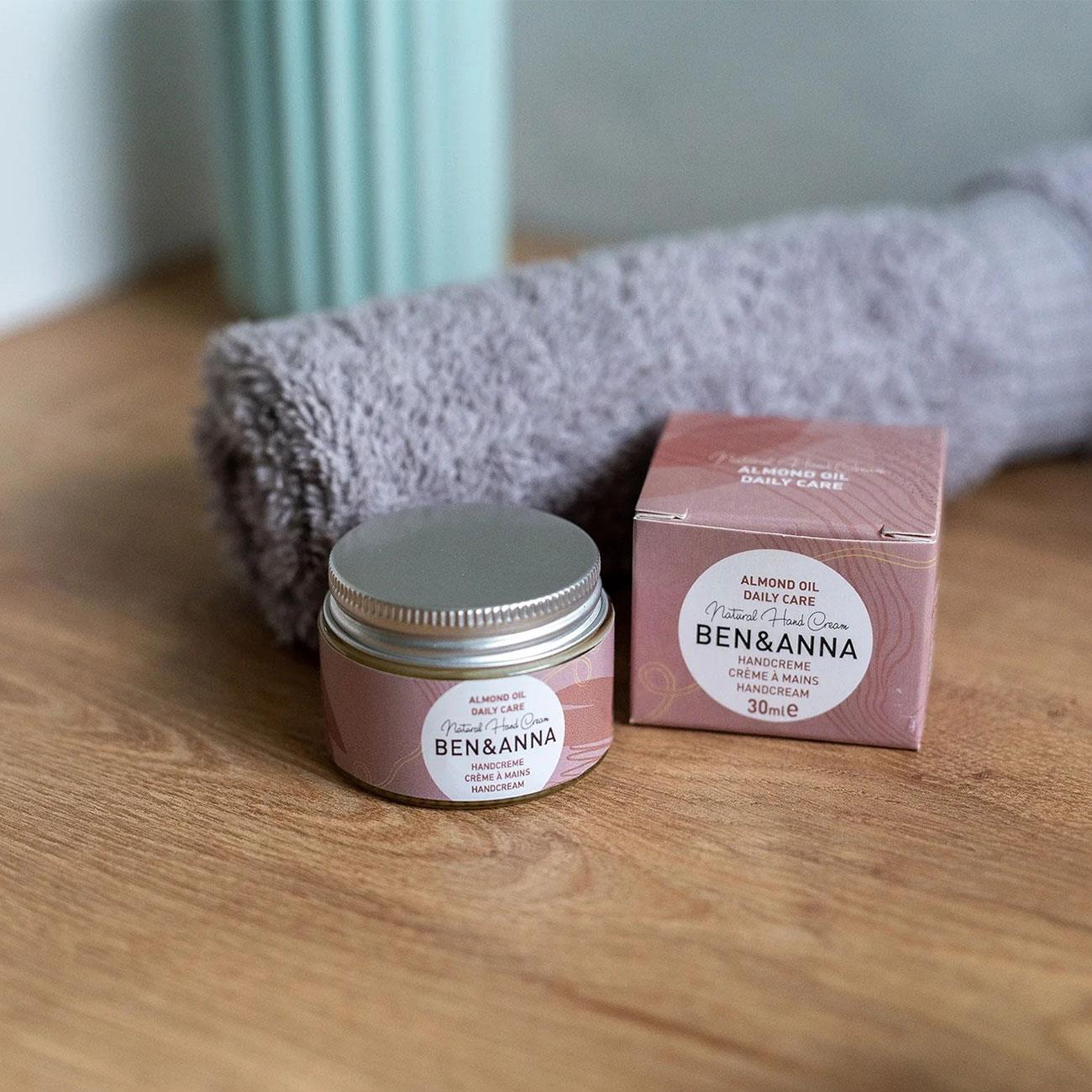 Almond Daily Care Hand Cream 30ml - Ben & Anna - Hand cream - Eco Natural Products