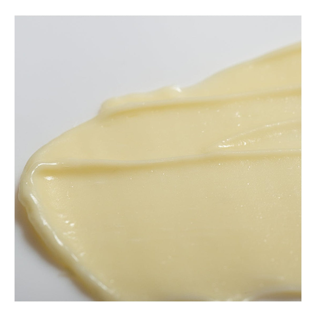 Benecos Organic Olive Day Cream 50ml cream texture swatch