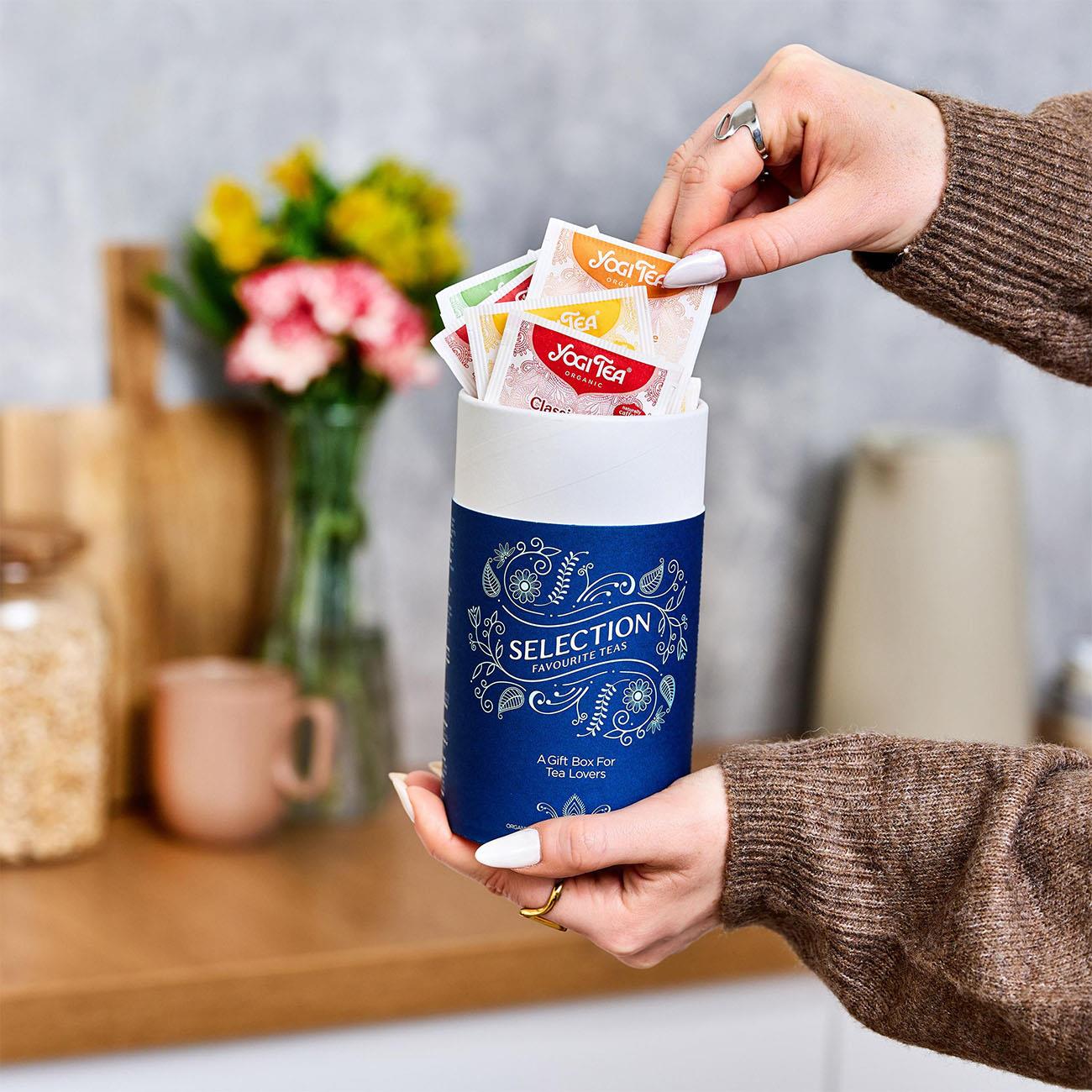 Paper Gift Box Favourite Selection Christmas 60g