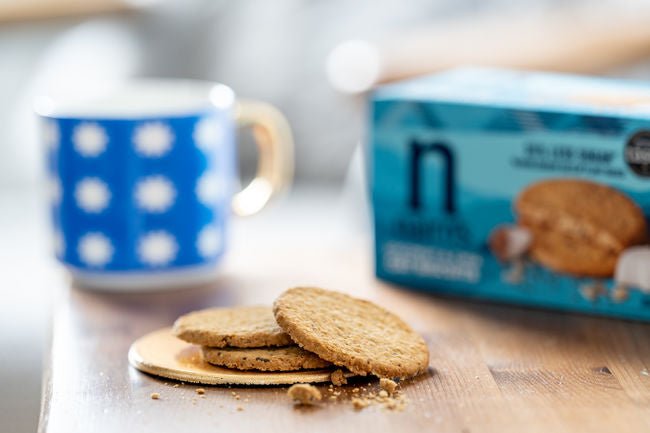 Coconut and Chia Oat Biscuit 200g - Nairns - Biscuits - Eco Natural Products