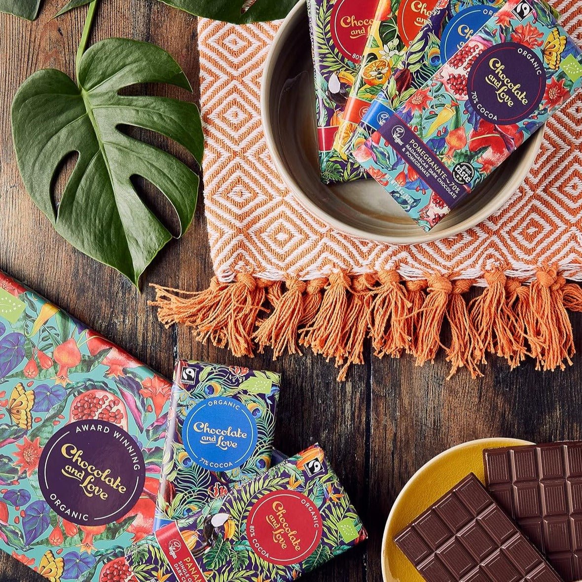 Dark Chocolate & Pomegranate 70% 80g - Chocolate and Love - Chocolate - Eco Natural Products