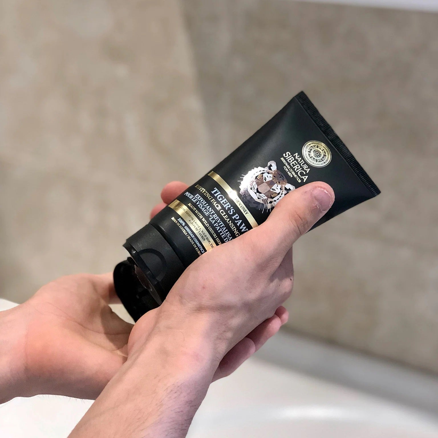 For Men Only Tiger's Paw Face Cleansing Scrub 150ml - Natura Siberica - Body Wash - Eco Natural Products