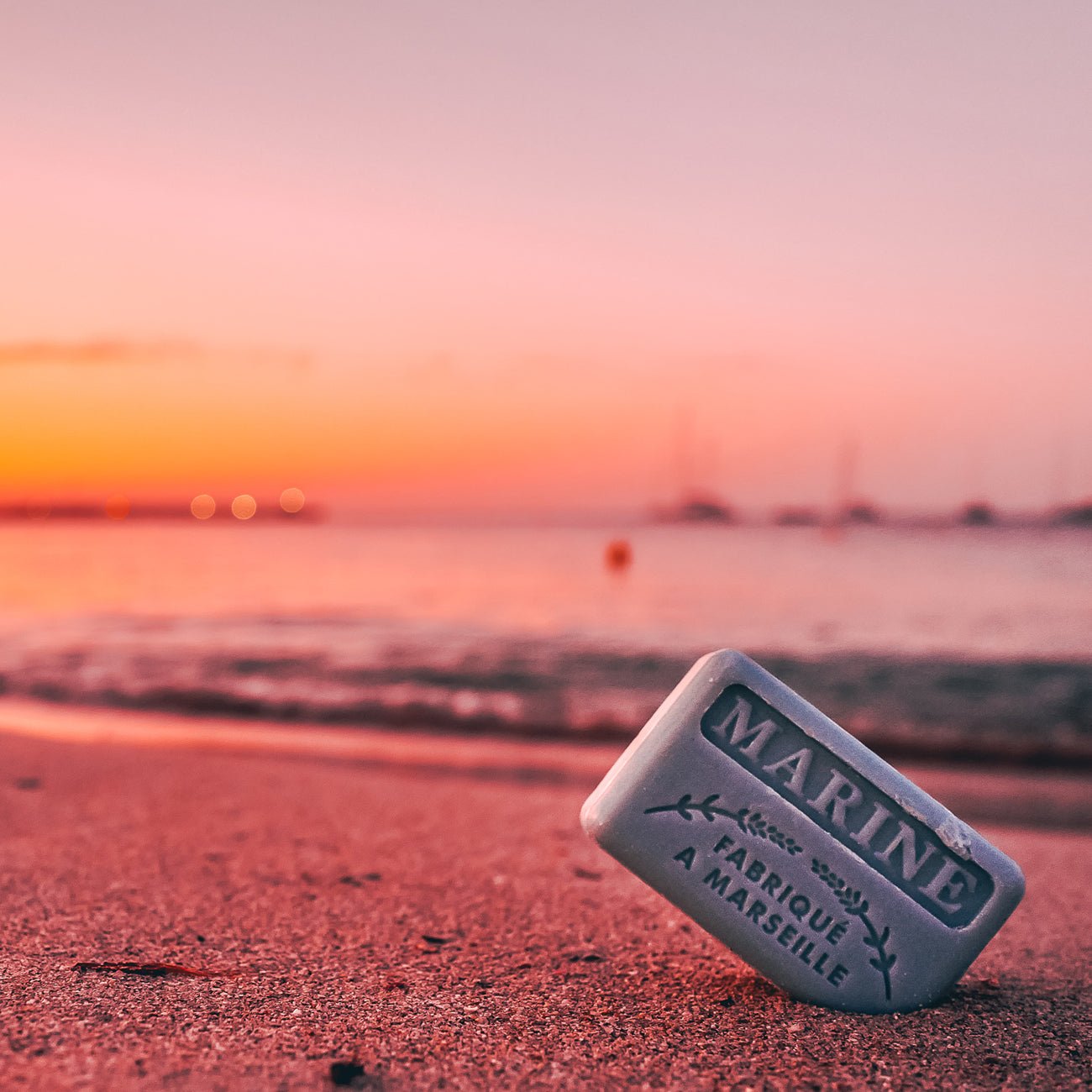 French Marseille Soap Marine (Navy) 125g - FouFour - Savon de Marseille - Bar Soap - Eco Natural Products