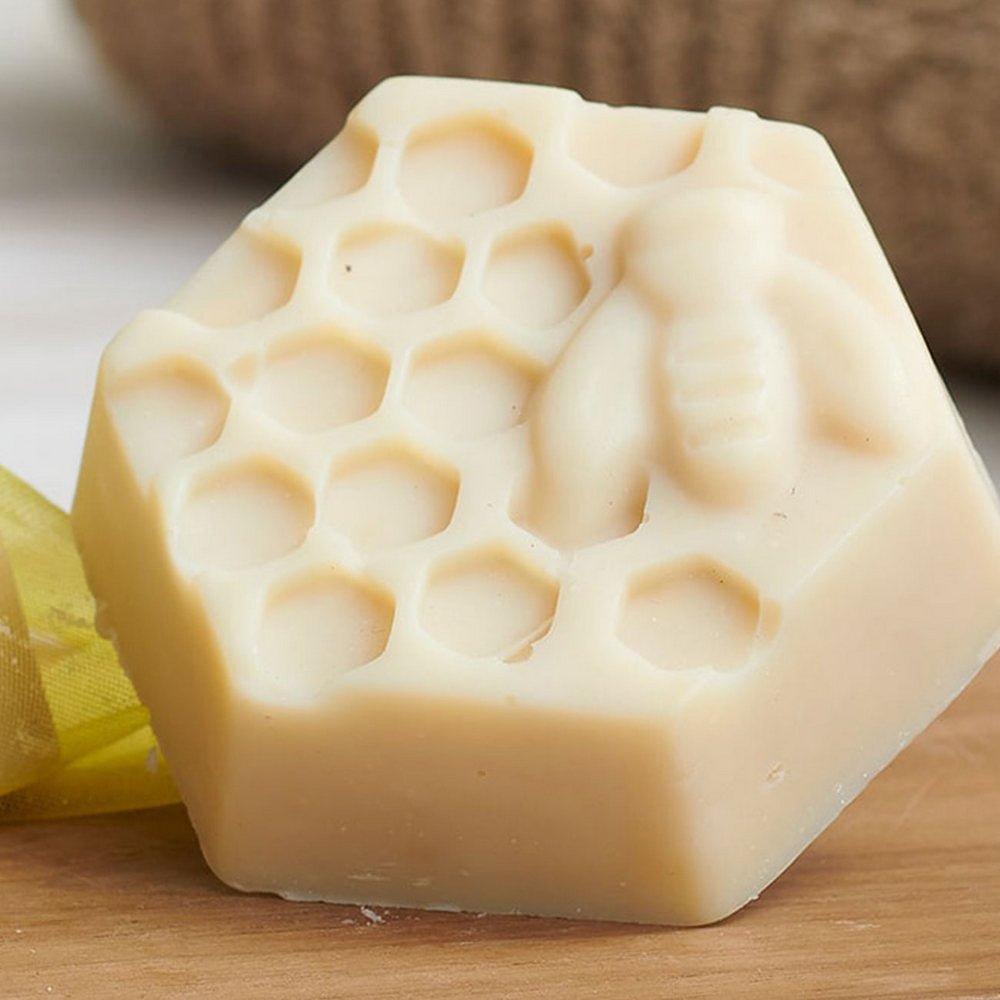 Goats Milk Soap Bar Honey & Beeswax 70g - Goat of the Gorge - Bar Soap - Eco Natural Products