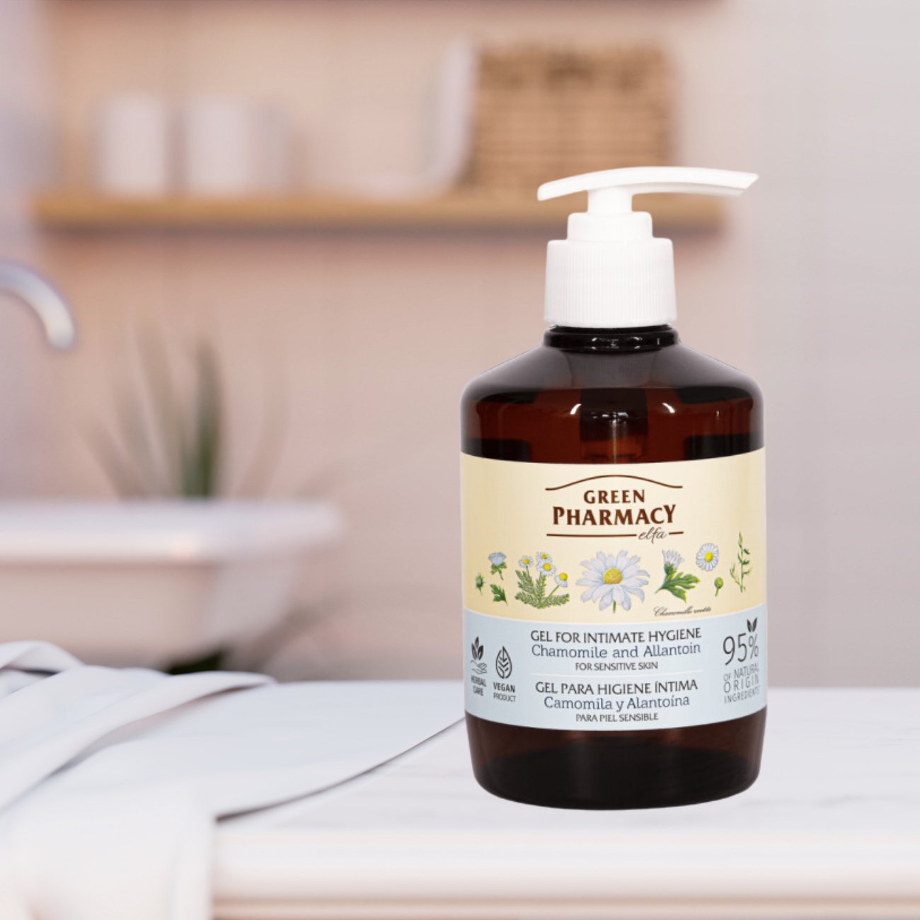 Intimate Hygiene Gel Chamomile & Allantoin 370ml - Green Pharmacy - Intimate Hygiene Gel - Eco Natural Products