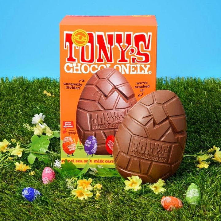 Tony's Chocolonely Large Milk Caramel Sea Salt Egg & Mini Eggs 242g lifestyle image