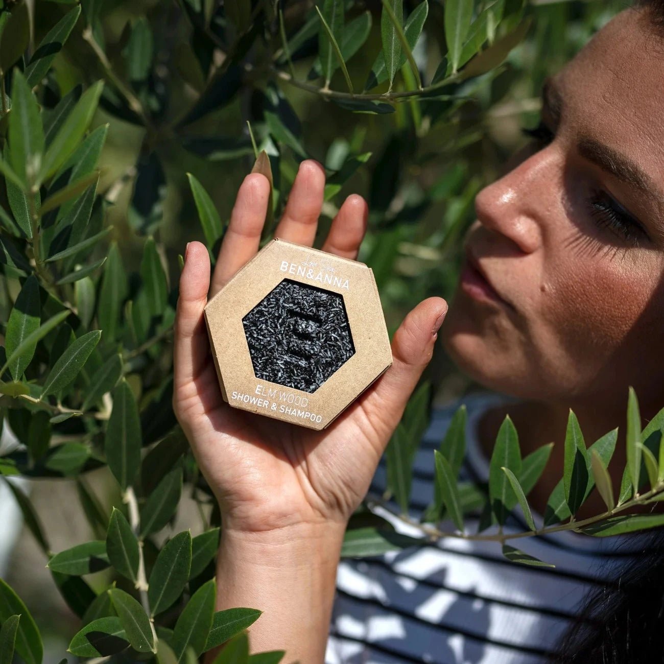 Love Soap Elm Wood Shower & Shampoo 60g - Ben & Anna - Shampoo - Eco Natural Products