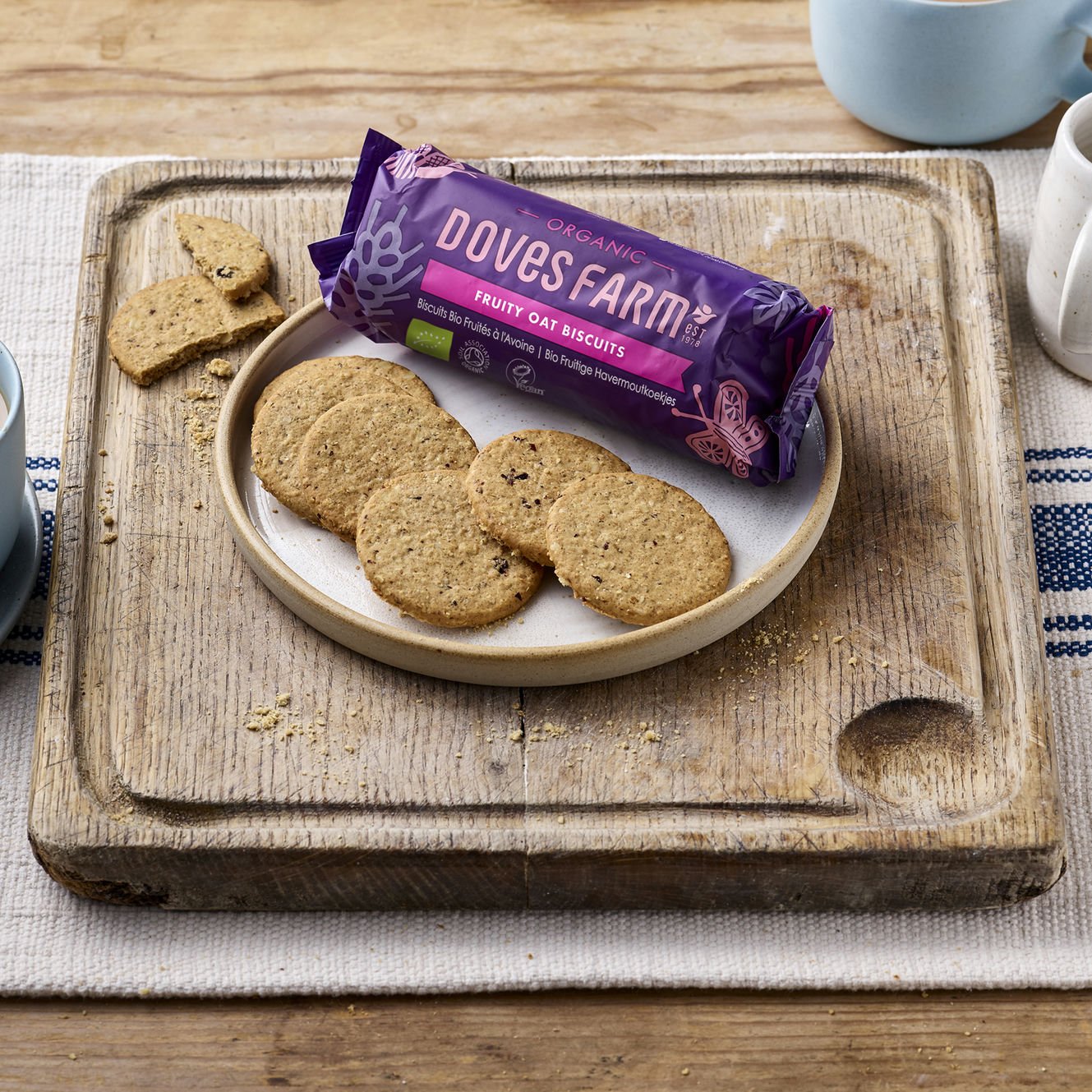 Organic Fruity Oat Digestives Biscuits 200g - Doves Farm - Crackers - Eco Natural Products
