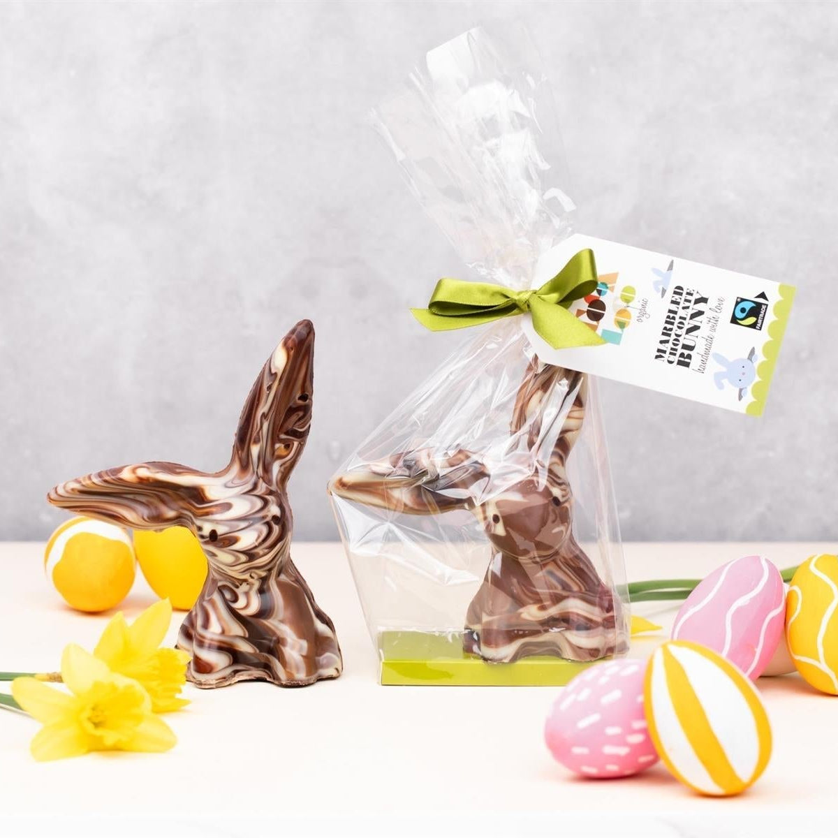 Cocoa Organic Solid Marbled Chocolate Rabbit Easter Egg 200g lifestyle image 2