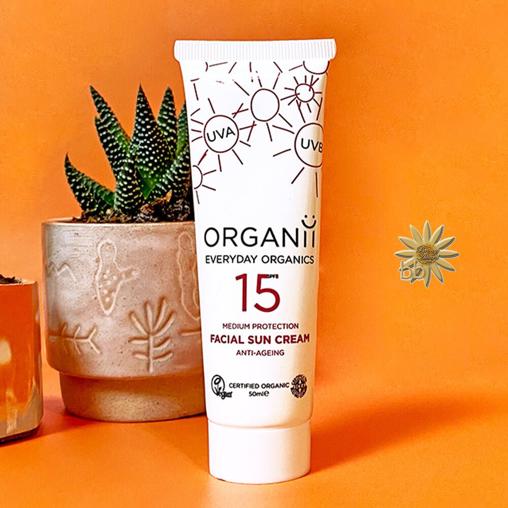 Organii Facial Sun Cream SPF15 – organic anti-ageing sunscreen with medium protection, shown with natural decor