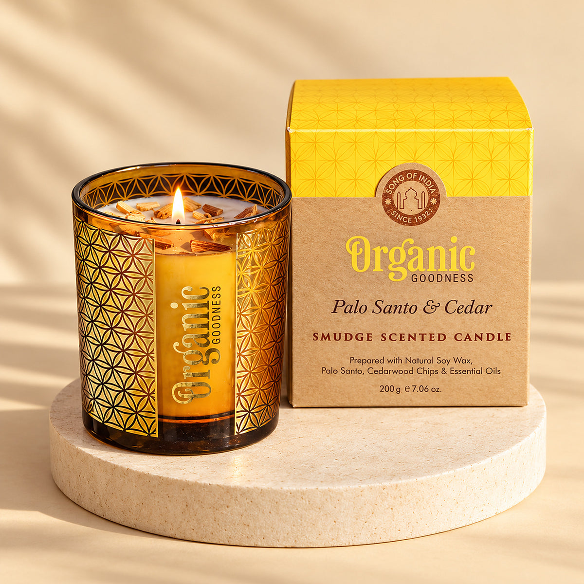 Song of India Organic Goodness Smudge Scented Candle Palo Santo & Cedar 200g - alternate view