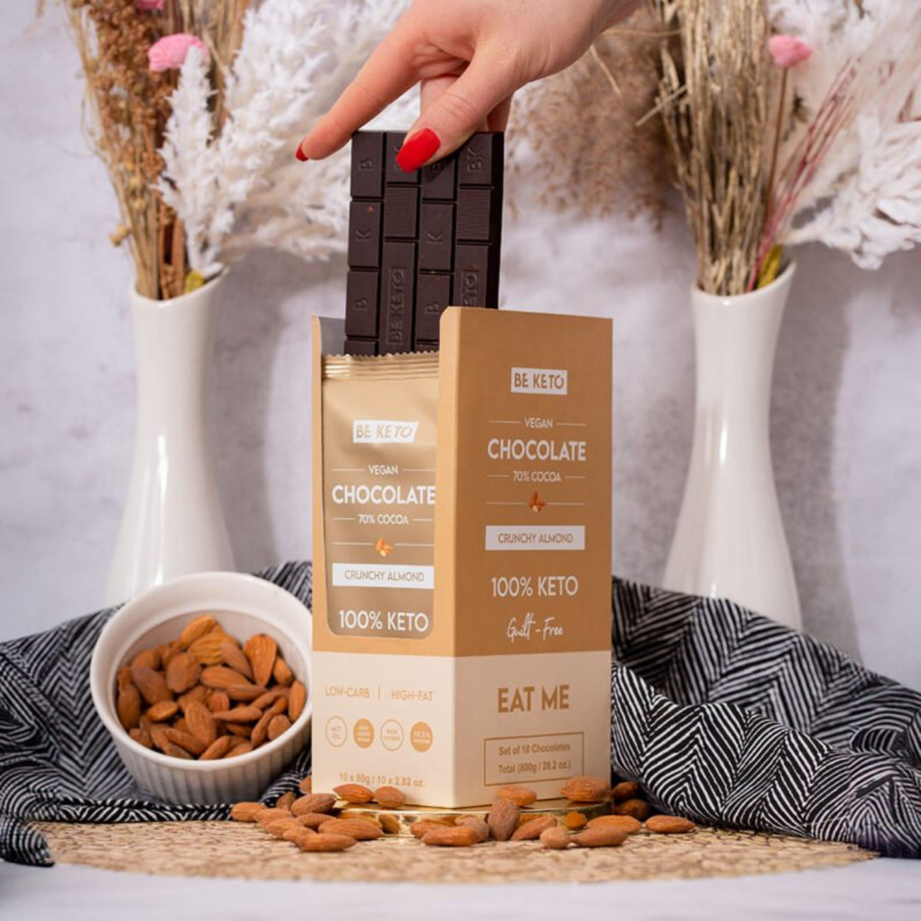 Vegan Keto Chocolate MCT Crunchy Almond 80g - Be Keto - Chocolate Bar - Be Keto