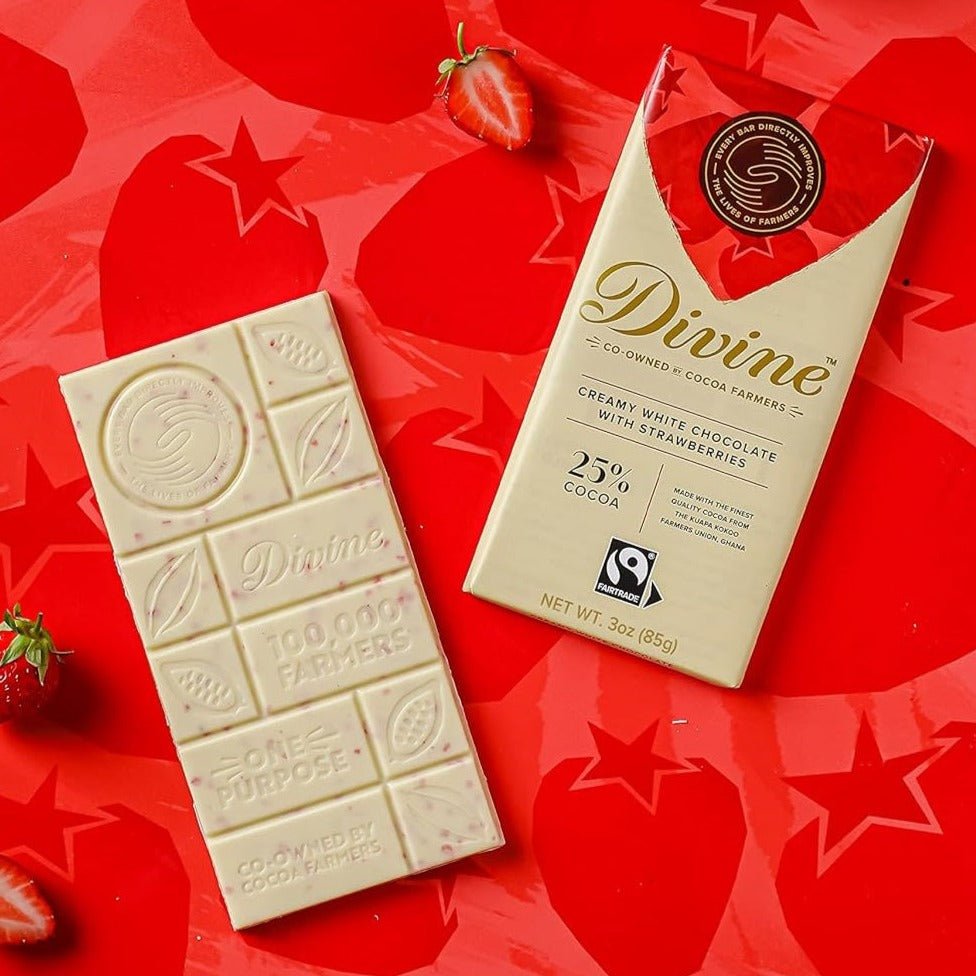 White Chocolate Bar Strawberry Bar 90g - Divine Chocolate - Chocolate - Eco Natural Products